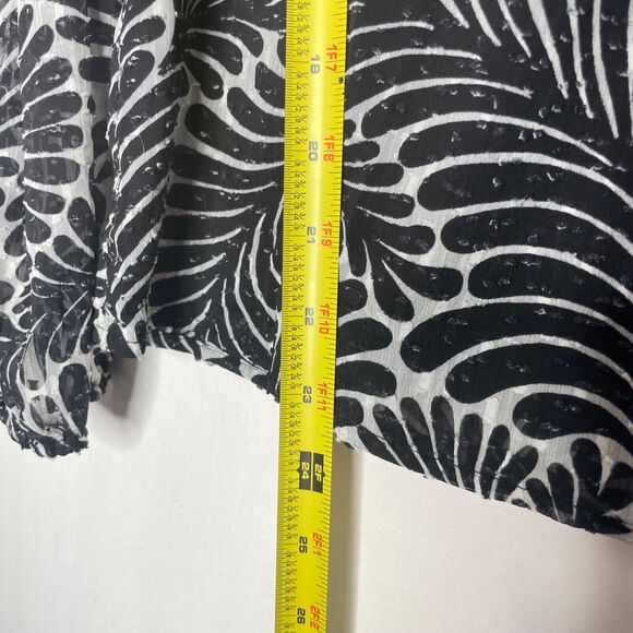 NEW LOFT Womens Blouse Size M Ruffle Tie Neck Black White Floral Boho Office - Picture 5 of 6